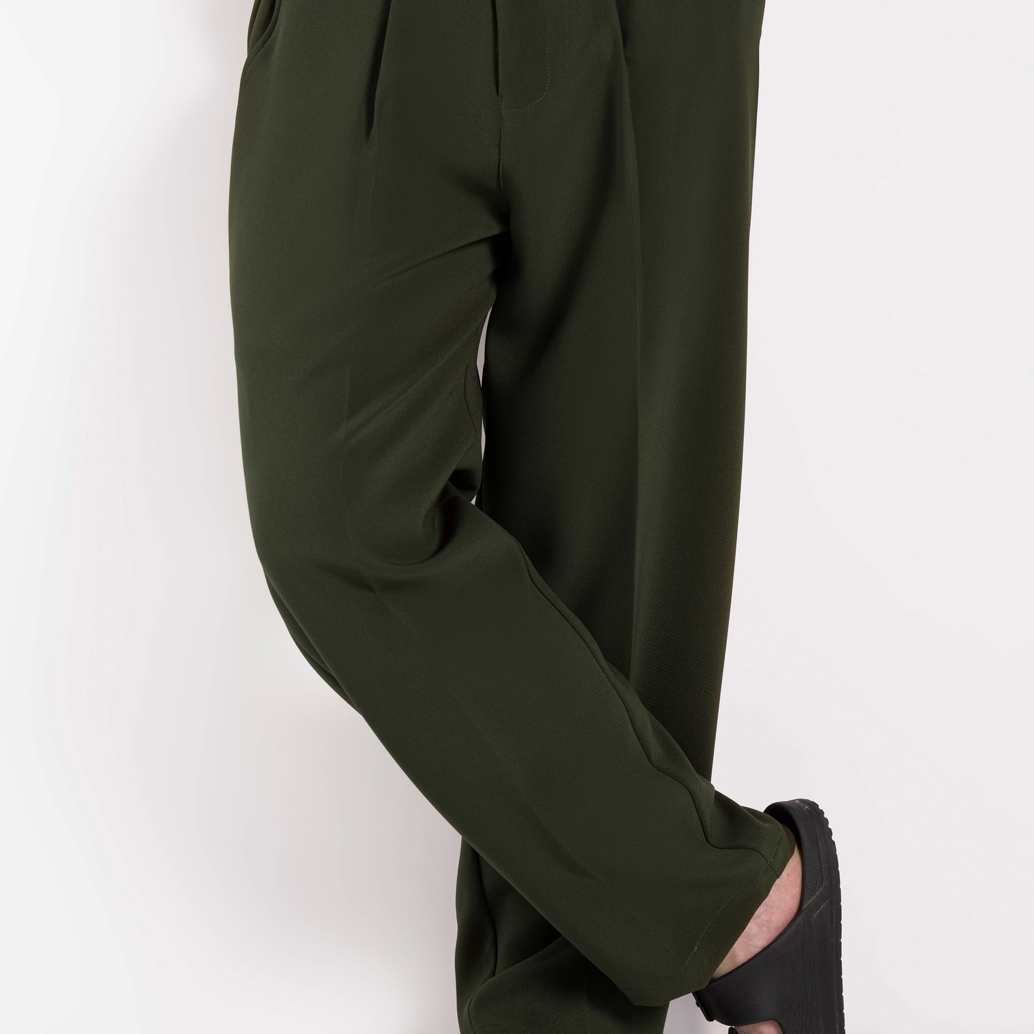 Classic Olive Pleated Pants